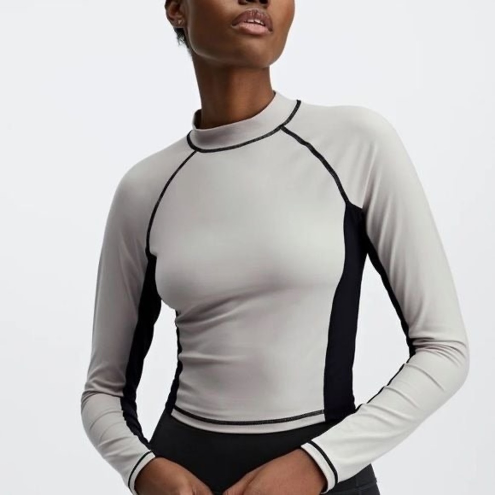 NWT FABLETICS Mock Neck Long sleeve Top, M